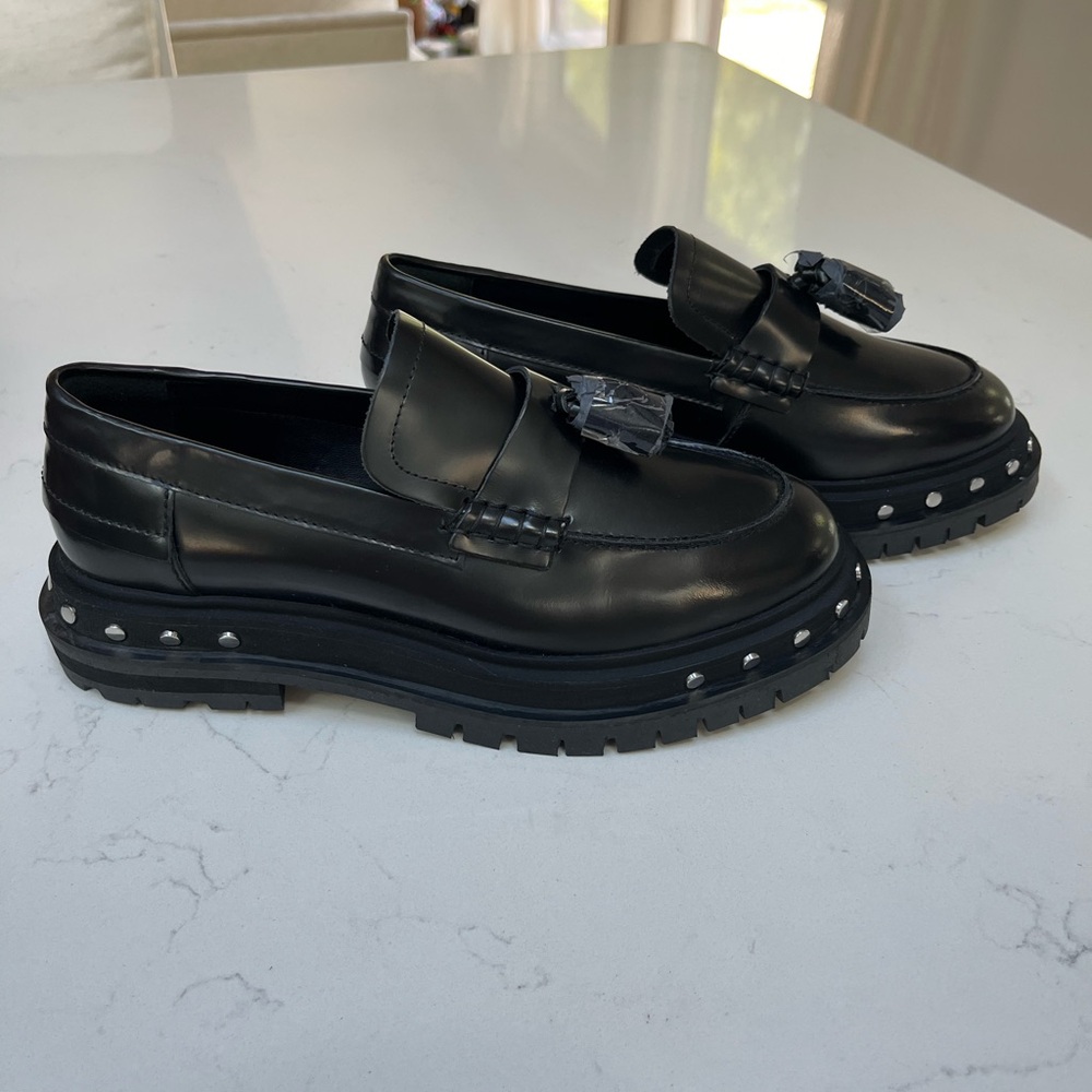 Free people Teagan Tassel Loafer size 9.5